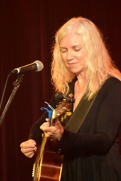 Profile Image: Meg Tennant