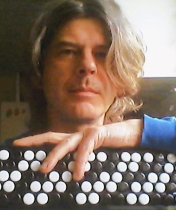 Profile Image: Mike Wells