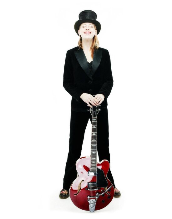 Profile Image: Carla Olive