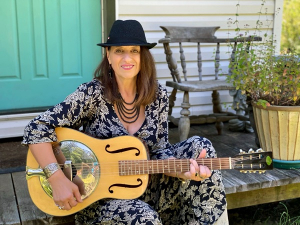 Sunday Night Folk - May 6th @ Sons of Norway