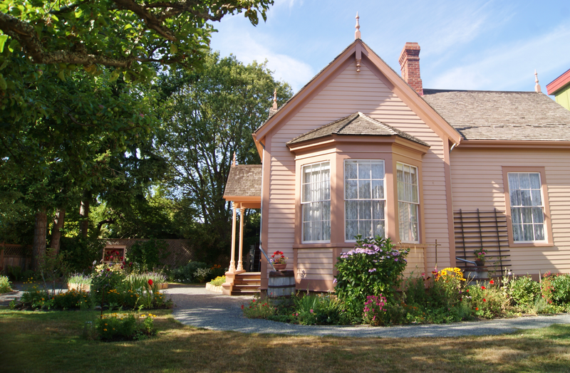 Historic House Tour - Jun 3rd @ Ross Bay Villa Historic House Museum