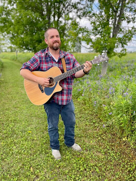 Home for the holidays with Steve Kennedy and Crooked Wood