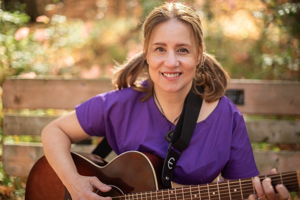 Profile Image: Nicci Rea of Sunshine