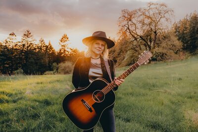 Sunday Night Folk - May 6th @ Victoria Folk Music Society