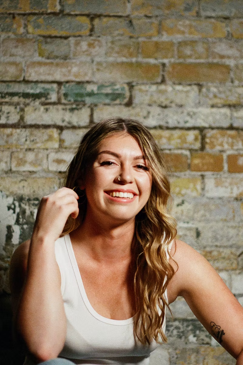 Original Thursdays: Lauren Carson @ The Cove Inn Apr 9 2026 - May 6th @ The Cove Inn