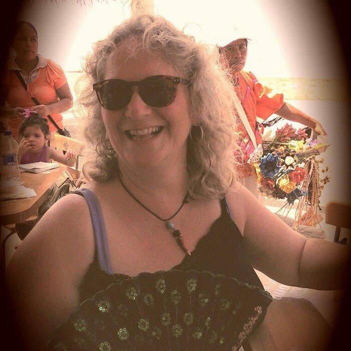 Profile Image: Helen Davies