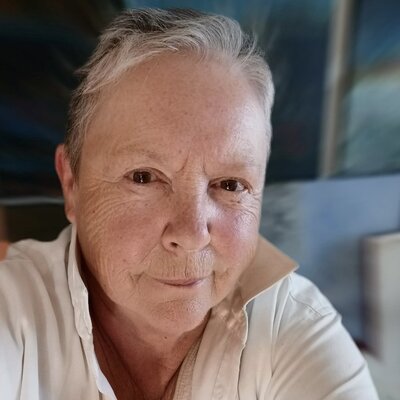 Profile Image: Carmen Stanek