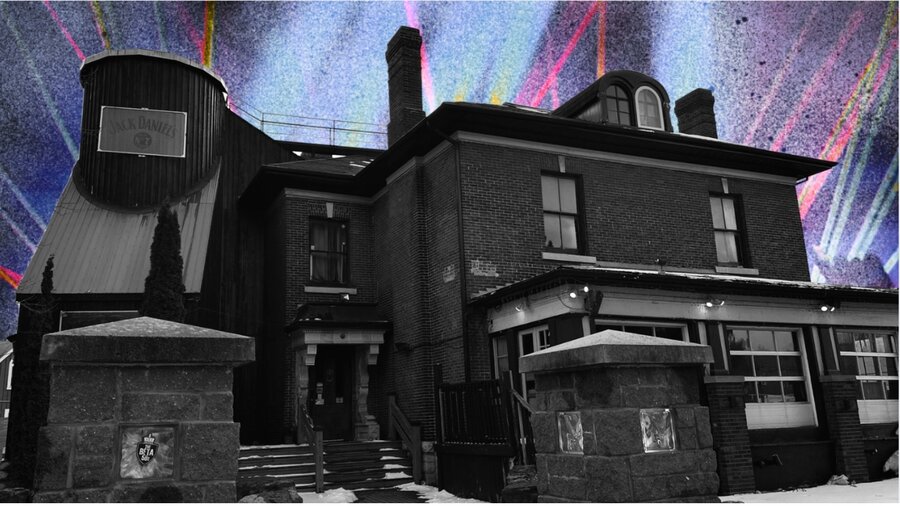 The Mansion’s sudden closure leaves employees and student groups in the dark