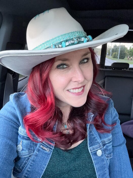 Profile Image: Deborah Lynn 