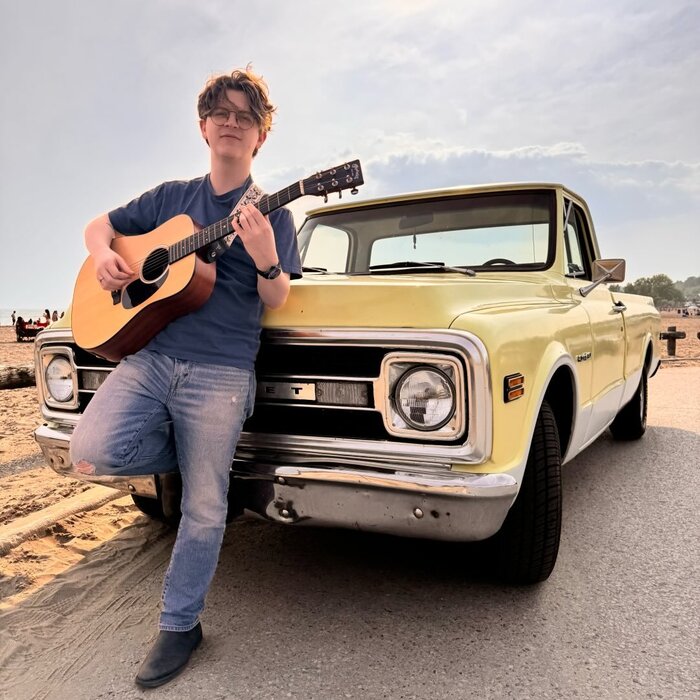 Profile Image: Ethan Crosby