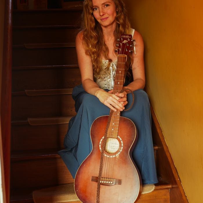Profile Image: Aly Williams
 "Aly"