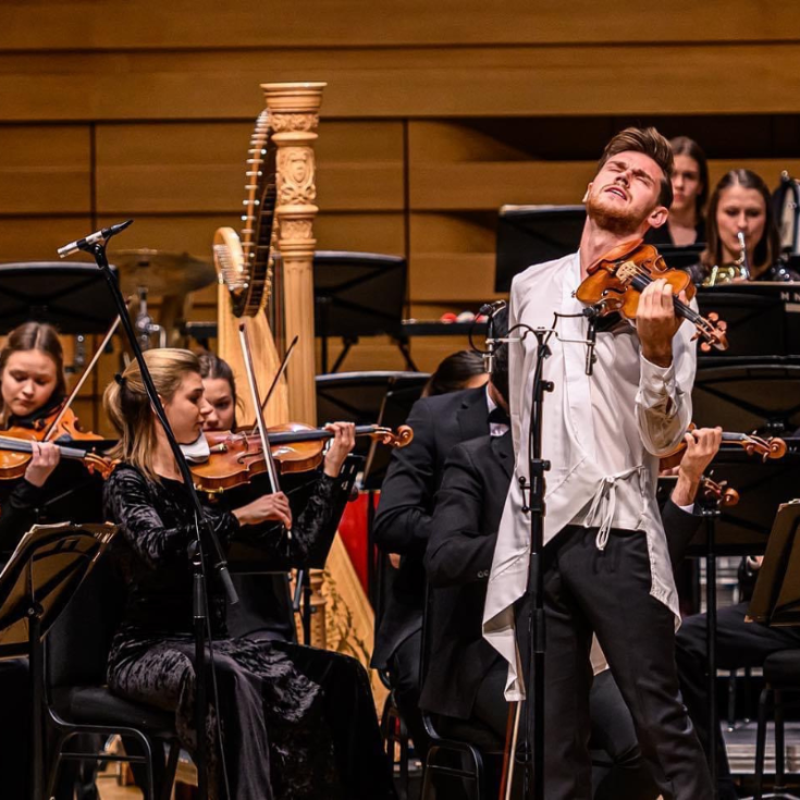 Victoria Symphony Presents Kluxen & Pouliot- DvoŘ&Aacute;k's New World Symphony & Sibelius Violin Concerto - Jun 3rd @ The Farquhar at UVic
