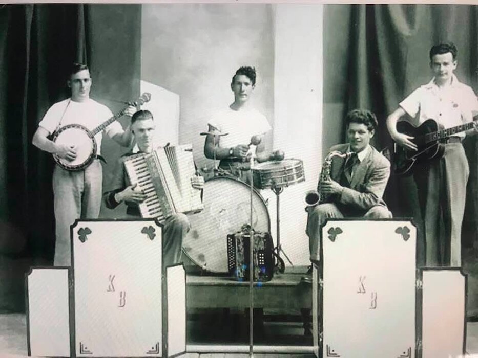 Profile Image: Old Killarney Band
