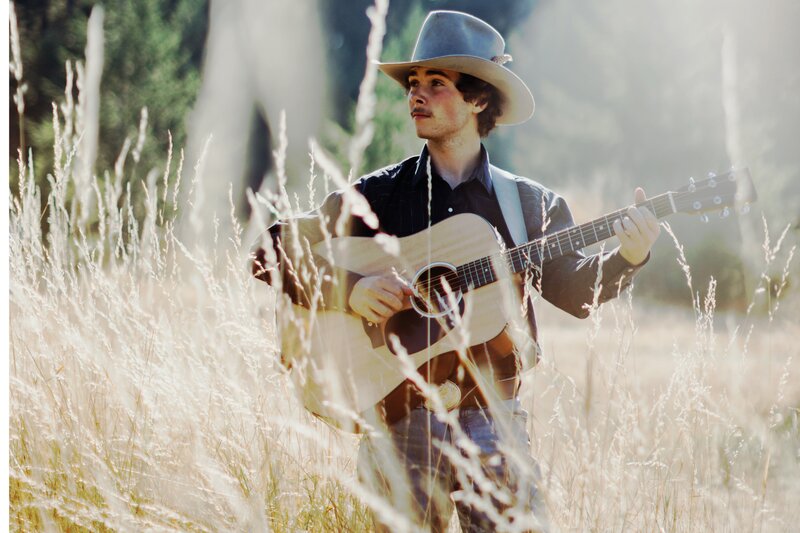 Sunday Night Folk - Jul 18th @ Frienship Hall, 1110 Hillside Ave