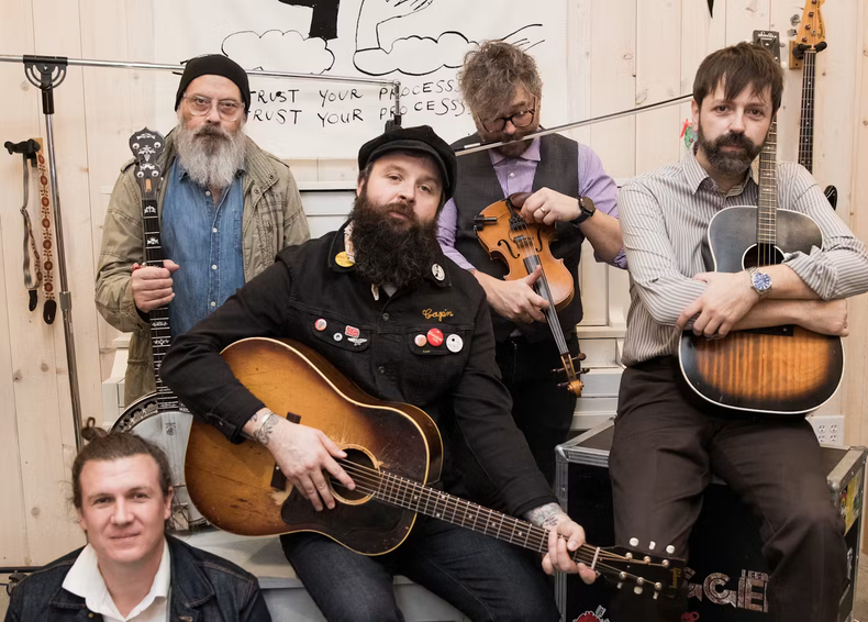 Live Folk & Roots with Leeroy Stagger - Jul 28th @ artsPlace
