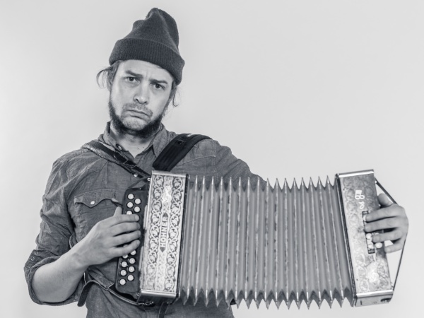 Sunday Night Folk - Sep 20th @ Friendship Hall