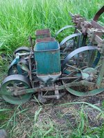 3 row planter